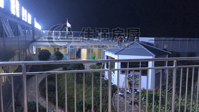 新鄉項目幕墻打包箱式房 新鄉項目幕墻打包箱式房