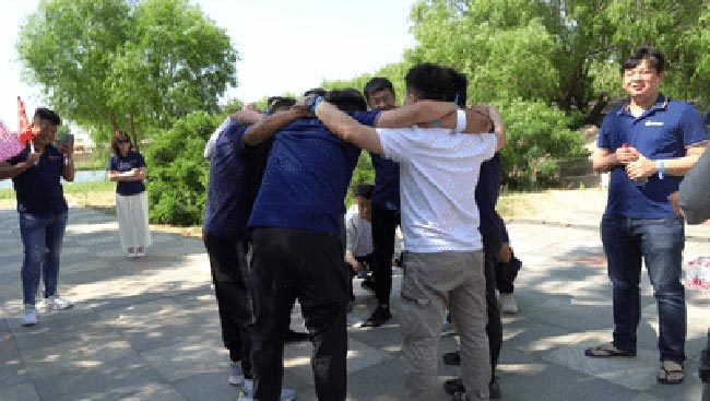 佳強打包箱式房廠家團建 佳強打包箱式房廠家團建